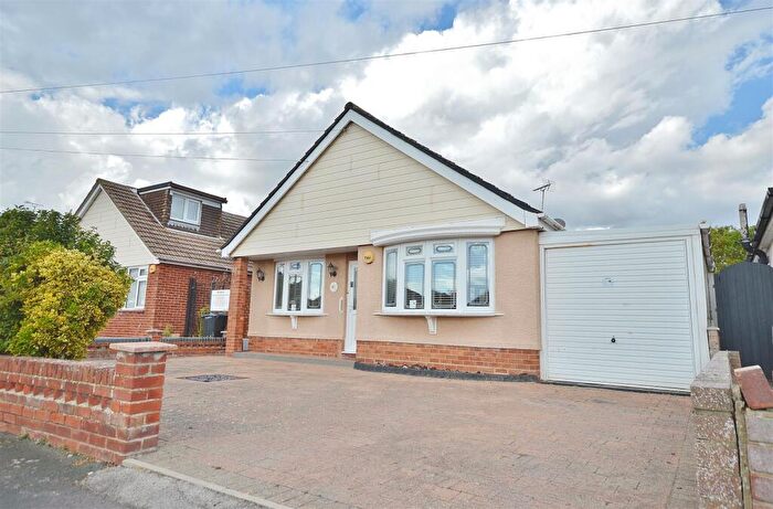 3 Bedroom Detached Bungalow For Sale In Tudor Green, Clacton On Sea, CO15