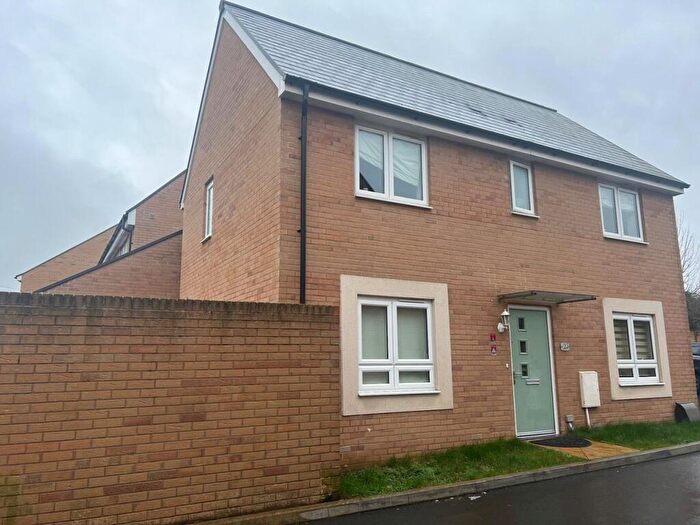 3 Bedroom Detached House To Rent In Snowdrop Drive, Emersons Green, Bristol, BS16