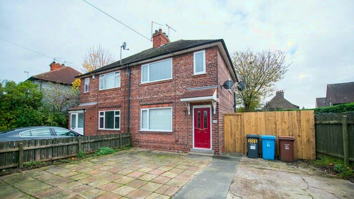 3 Bedroom Semi-Detached House To Rent In James Reckitt Avenue, Hull, East Riding Of Yorkshire, HU8