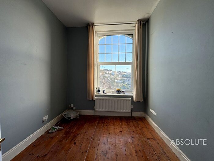 3 Bedroom Maisonette To Rent In Warren Road, Torquay, TQ2