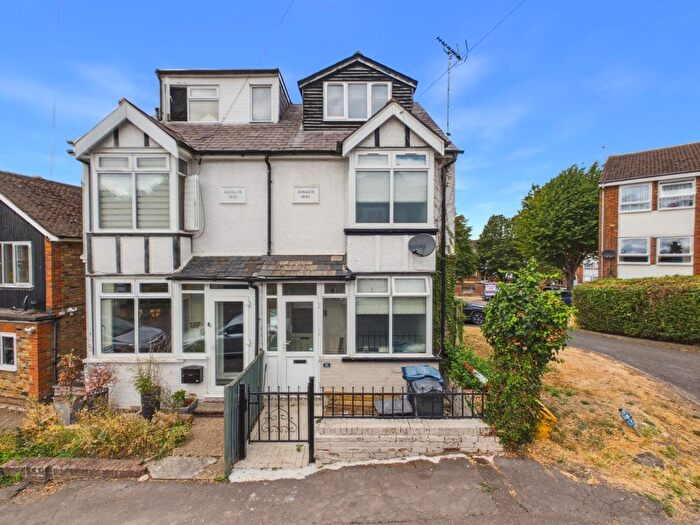 4 Bedroom Semi-Detached House For Sale In Springfield Road, Chesham, Buckinghamshire, HP5
