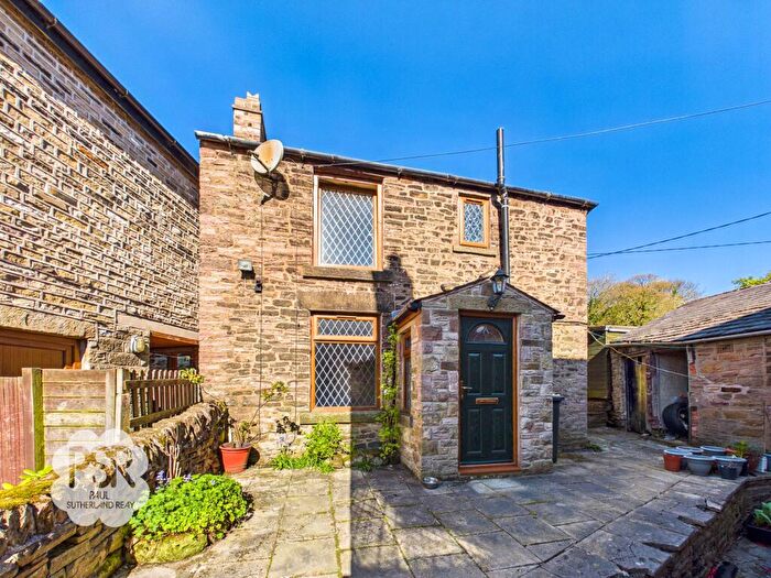 1 Bedroom Detached House For Sale In Brierley Green, Buxworth, SK23