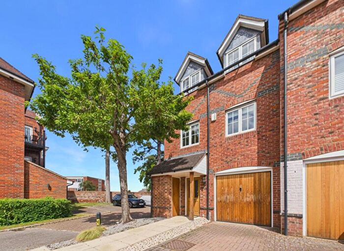 4 Bedroom Town House For Sale In South Road, Baldock, SG7