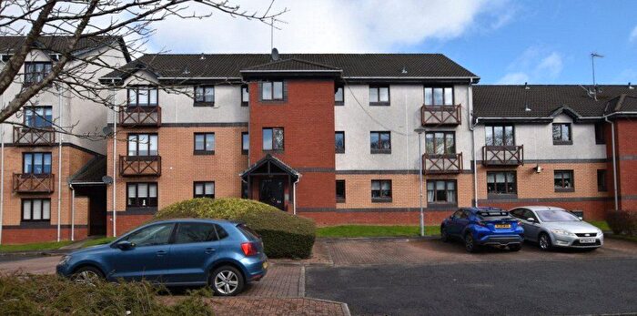 2 Bedroom Flat For Sale In Spoolers Road, Paisley, Renfrewshire, PA1