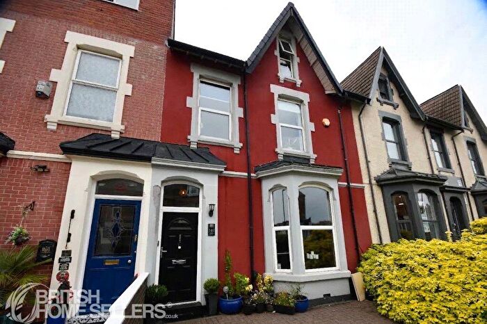 6 Bedroom Terraced House For Sale In Whitley Road, Whitley Bay, Tyne And Wear, NE26