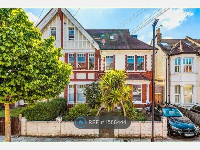 1 Bedroom Flat To Rent In Streatham, London, SW16