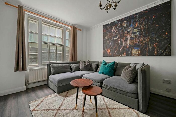 2 Bedroom Flat To Rent In Cumberland Court, Marble Arch, London, W1H