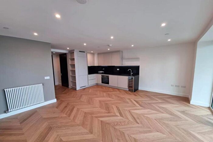 1 Bedroom Apartment To Rent In Hennessey Apartments, SE18