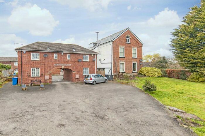 1 Bedroom Apartment To Rent In Brampton House, Old Hall Road, Brampton, Chesterfield, S40
