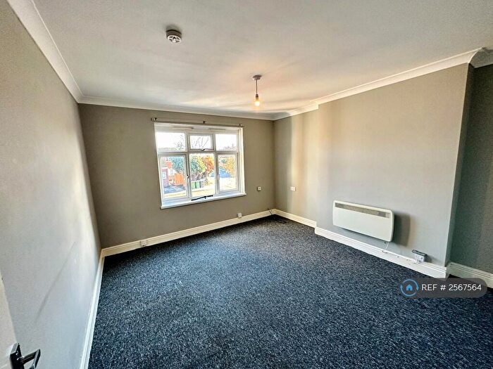 2 Bedroom Flat To Rent In Thistle Drive, Peterborough, PE2