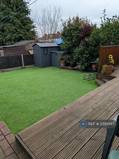 2 Bedroom Maisonette To Rent In Church Lane, London, NW9