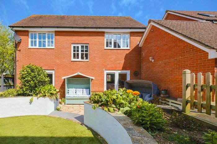 3 Bedroom Property To Rent In Maple Way, Amesbury, Salisbury, SP4