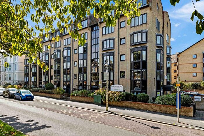 1 Bedroom Property For Sale In Castle Hill Avenue, Folkestone, Kent, CT20