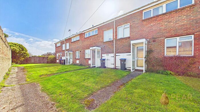 2 Bedroom Terraced House For Sale In Meadow Road, Worthing, BN11