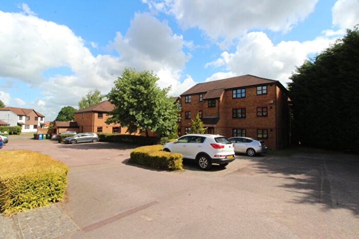 1 Bedroom Apartment To Rent In Marmet Avenue, Letchworth Garden City, SG6