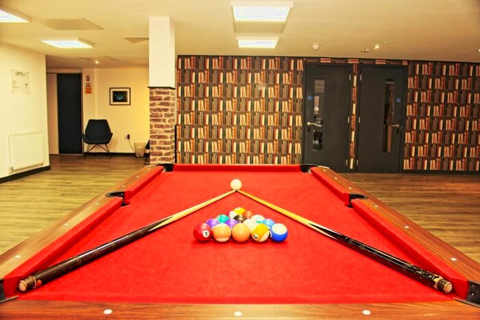 1 Bedroom Studio To Rent In Dumfries Street, Luton, Bedfordshire, LU1