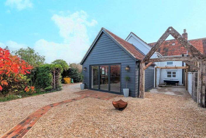 4 Bedroom Semi-Detached House For Sale In Alhampton, Alhampton, BA4