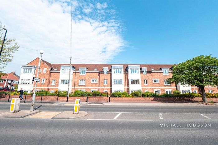 2 Bedroom Apartment For Sale In Orchard Court, Fulwell, Sunderland, SR6