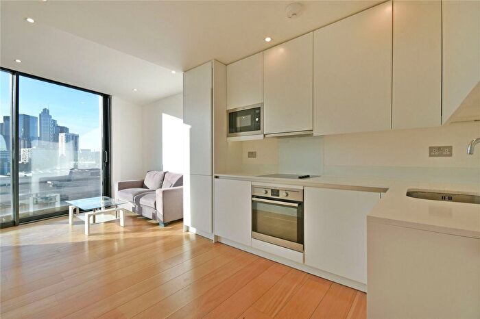 1 Bedroom Flat To Rent In Plumbers Row, Whitechapel, E1