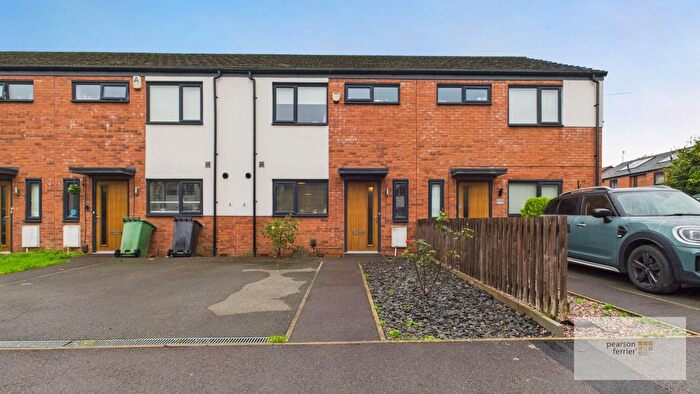 3 Bedroom Town House For Sale In Wilson Street, Bury, BL9