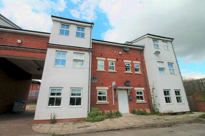 2 Bedroom Apartment To Rent In Arlington Court, Derwent Terrace, Columbia, NE38