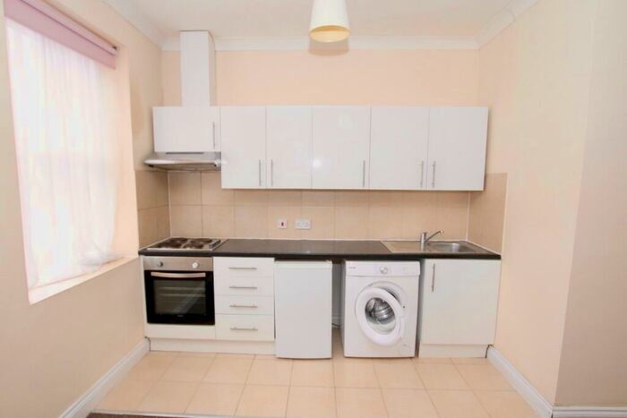 Studio To Rent In Studio Flat | Shirley | Available Now, SO15