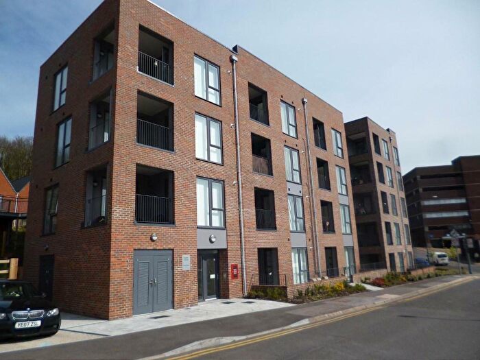 1 Bedroom Apartment To Rent In Castor House, Cross Street, Chatham, Medway, ME4