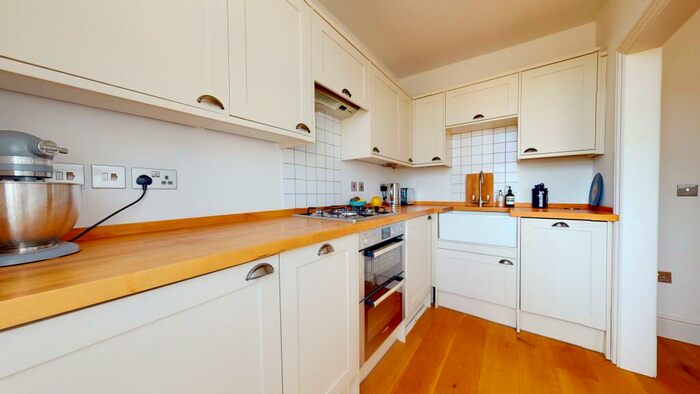 2 Bedroom Flat To Rent In Waterloo Street, Hove, BN3
