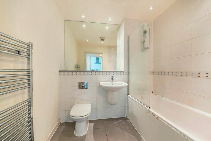 1 Bedroom Flat To Rent In High Street, London, E15