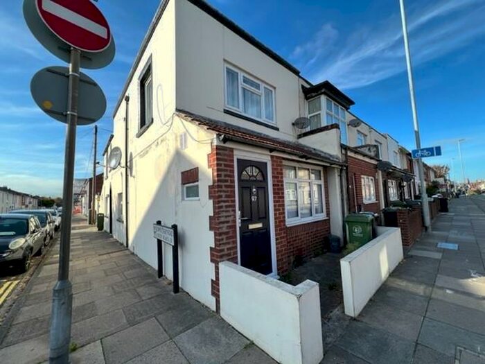 1 Bedroom Flat To Rent In Twyford Avenue, Portsmouth, PO2