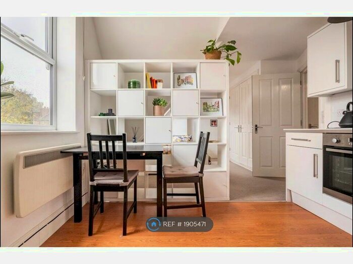 Studio To Rent In St. Mark's Rise, London, E8