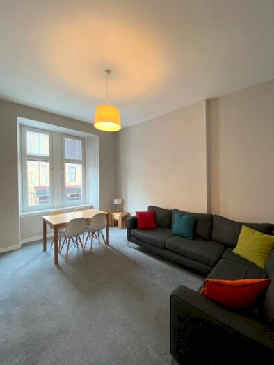 2 Bedroom Flat To Rent In Clarendon Place, St Georges Cross, Glasgow, G20