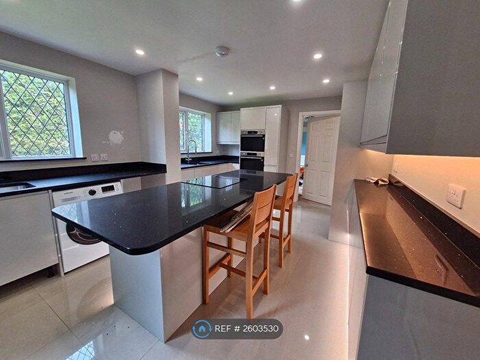 4 Bedroom Detached House To Rent In Harvington Drive, Shirley, Solihull, B90