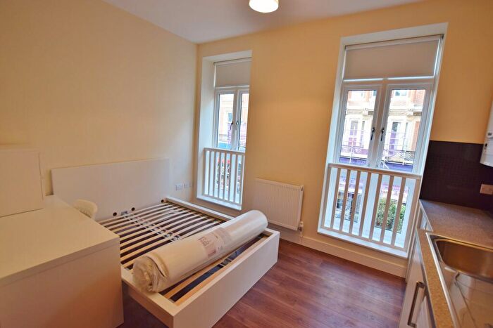 1 Bedroom Flat To Rent In - Old Christchurch Road, Bournemouth, BH1
