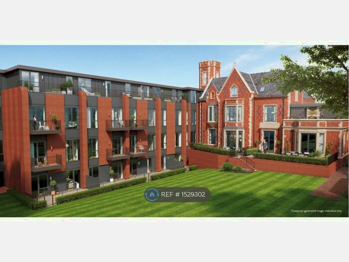 3 Bedroom Flat To Rent In Nixey Close, Slough, SL1