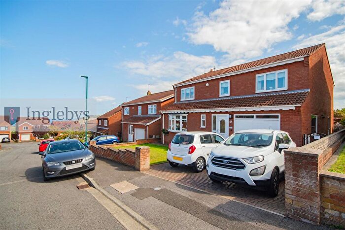 4 Bedroom Detached House For Sale In Carvers Court, Brotton, TS12
