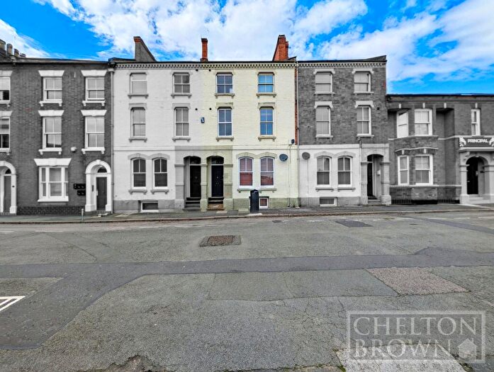 4 Bedroom House For Sale In Castilian Terrace, Northampton, Northamptonshire, NN1