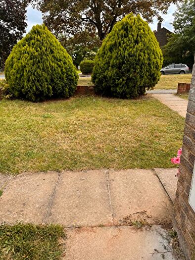 1 Bedroom Maisonette To Rent In Blandford Road South, Slough, SL3