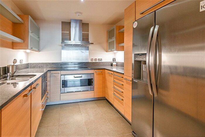 3 Bedroom Flat To Rent In Lensbury Avenue, London, SW6