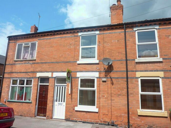 2 Bedroom Terraced House To Rent In Bradbury Street, Sneinton, Nottingham, NG2