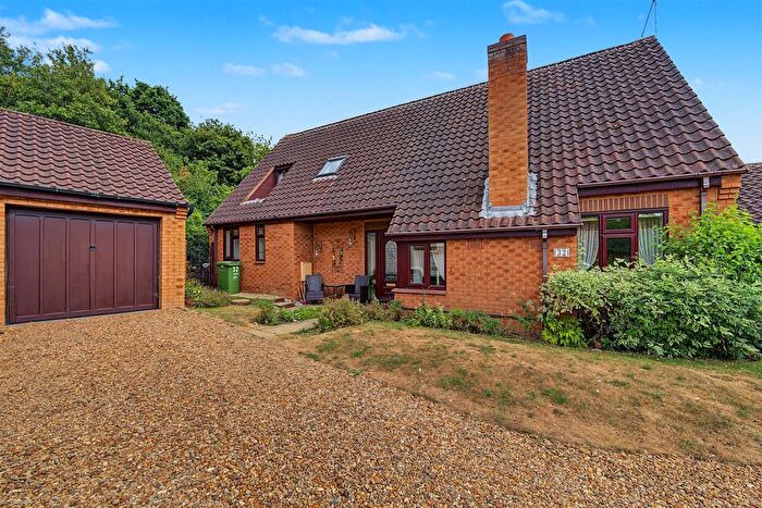 4 Bedroom Detached House For Sale In Vetchfield, Orton Brimbles, Peterborough, PE2