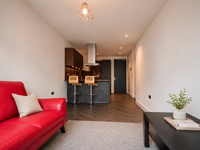 1 Bedroom Apartment To Rent In Priory House, Gooch Street North, Birmingham, B5