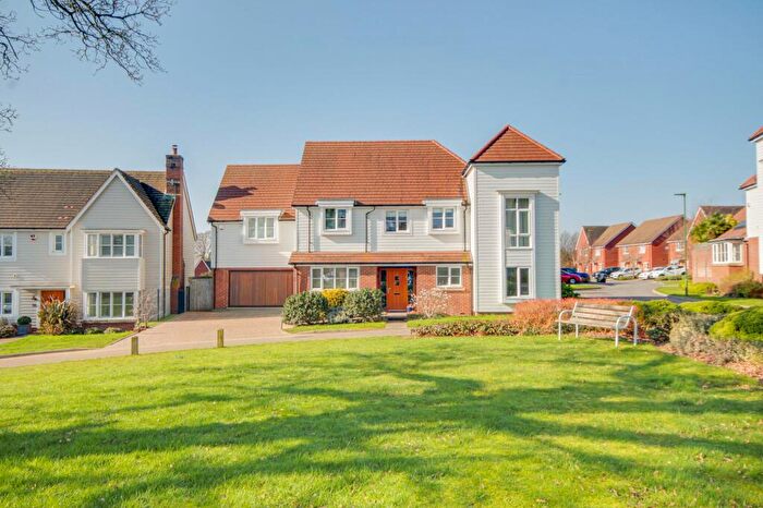 5 Bedroom House For Sale In Old House Lane, Haywards Heath, RH16