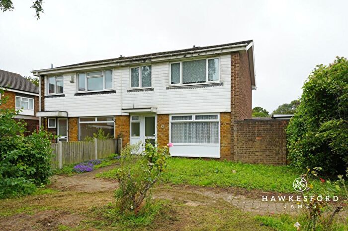 3 Bedroom Semi-Detached House To Rent In Fern Walk, Sittingbourne, ME10