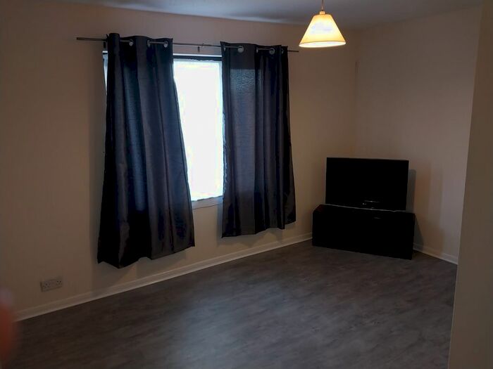1 Bedroom Flat To Rent In Capstan Close, Chadwell Heath, Romford, RM6