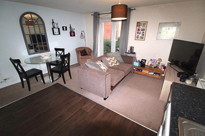 2 Bedroom Apartment For Sale In Hornbeam Close, BS32