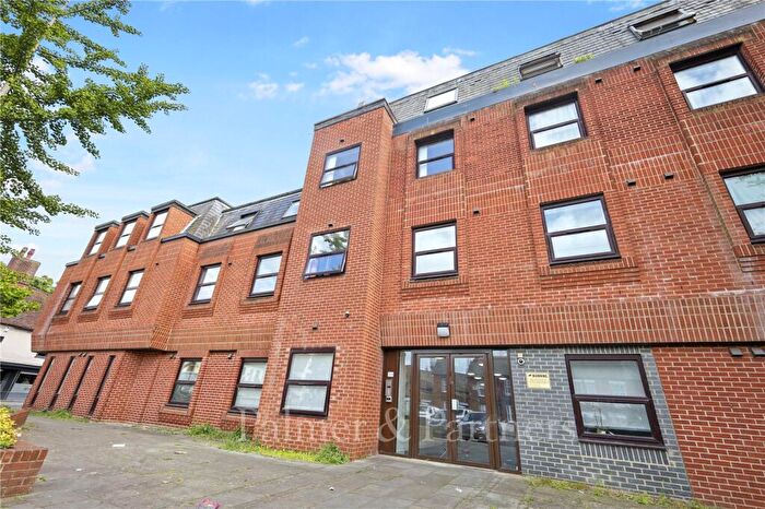 2 Bedroom Apartment To Rent In Saxon House, Cromwell Square, Ipswich, Suffolk, IP1
