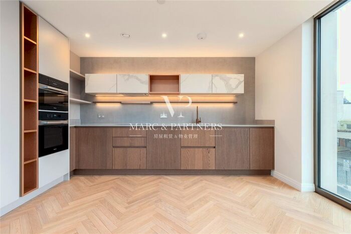 2 Bedroom Flat To Rent In Hampton House, Kings Road, Michael Road, London, SW6
