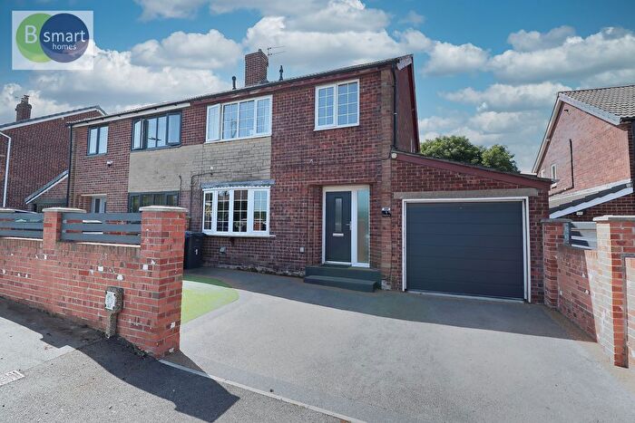 3 Bedroom Semi-Detached House For Sale In St Margarets Avenue, Barnburgh, Doncaster, DN5