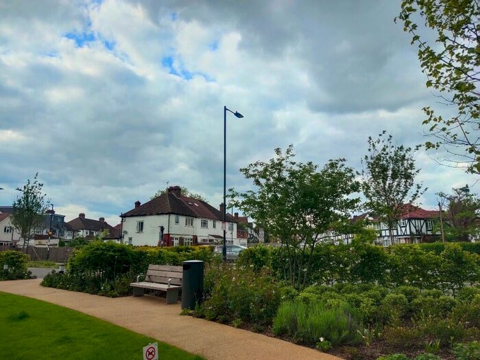 2 Bedroom Flat To Rent In Beresford Avenue, Wembley, Middlesex, HA0